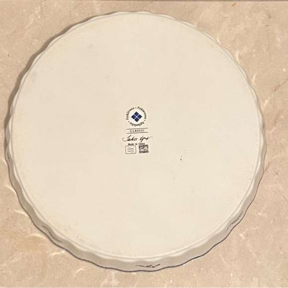 9” Firkloveren Apilanlehti pie, tart and quiche plate - Picture 7 of 9